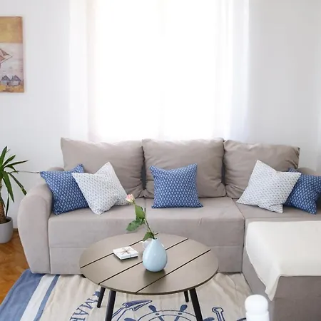 Apartment Bellevue Apartmani *