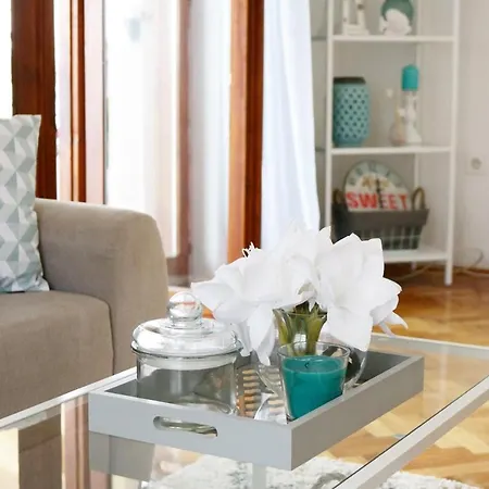 Bellevue Apartmani *