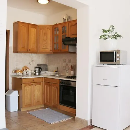 Bellevue Apartmani *