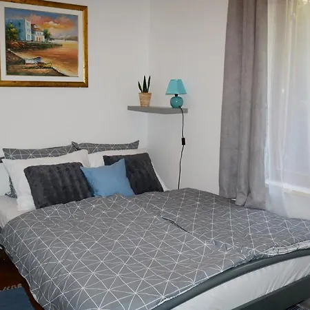 Bellevue Apartmani Apartment